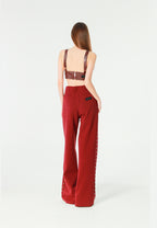 Top de efecto piel con escote pronunciado y tachuelas metálicas | MWM [PS_COLORS:BURGUNDY]