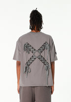 Camiseta Relaxed Fit con manga caída y X de cordones cruzados | MWM [PS_COLORS:GREY]
