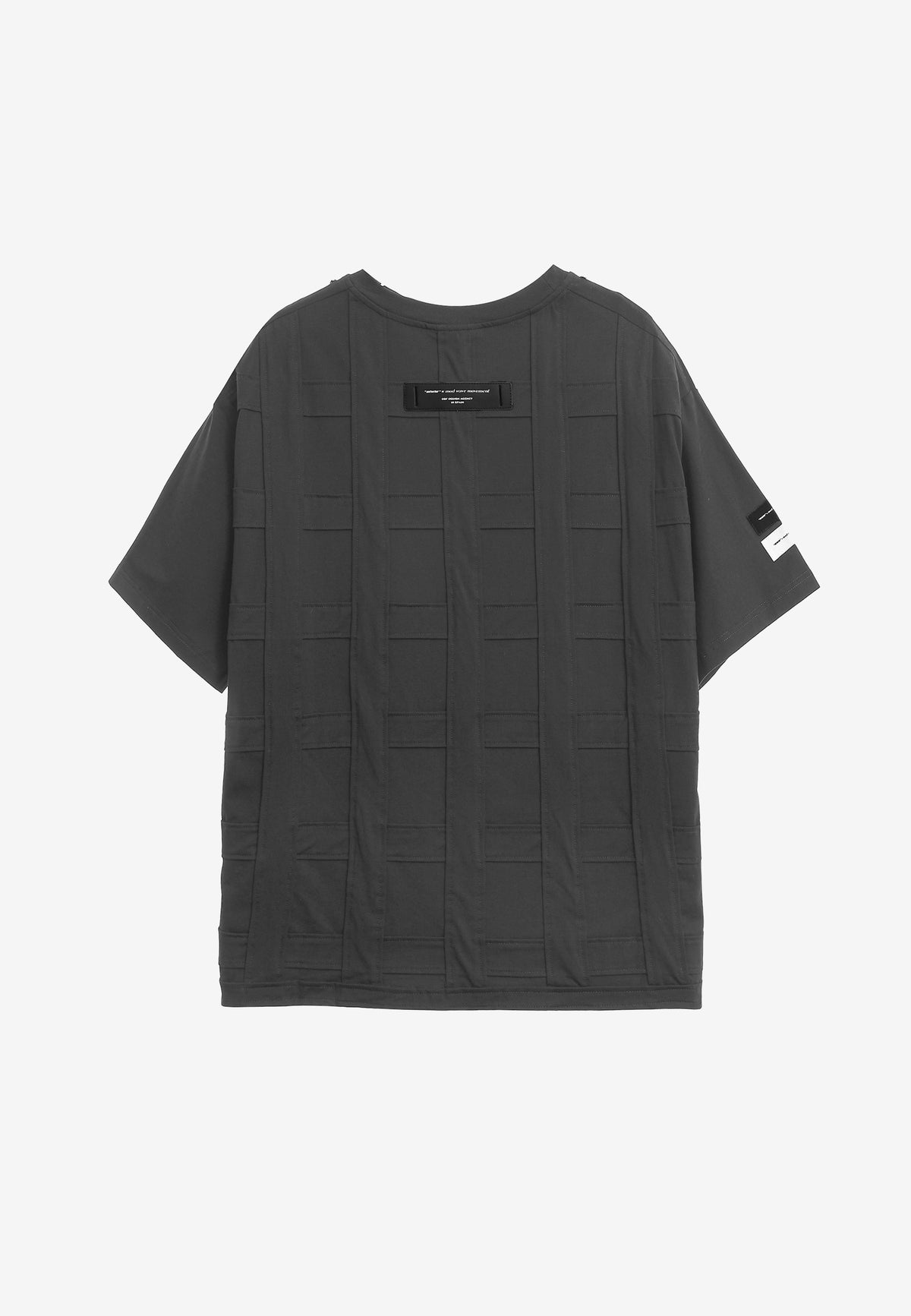 Camiseta de corte relajado con diseño entrelazado y tachuelas en los hombros | MWM [PS_COLORS:GREY]