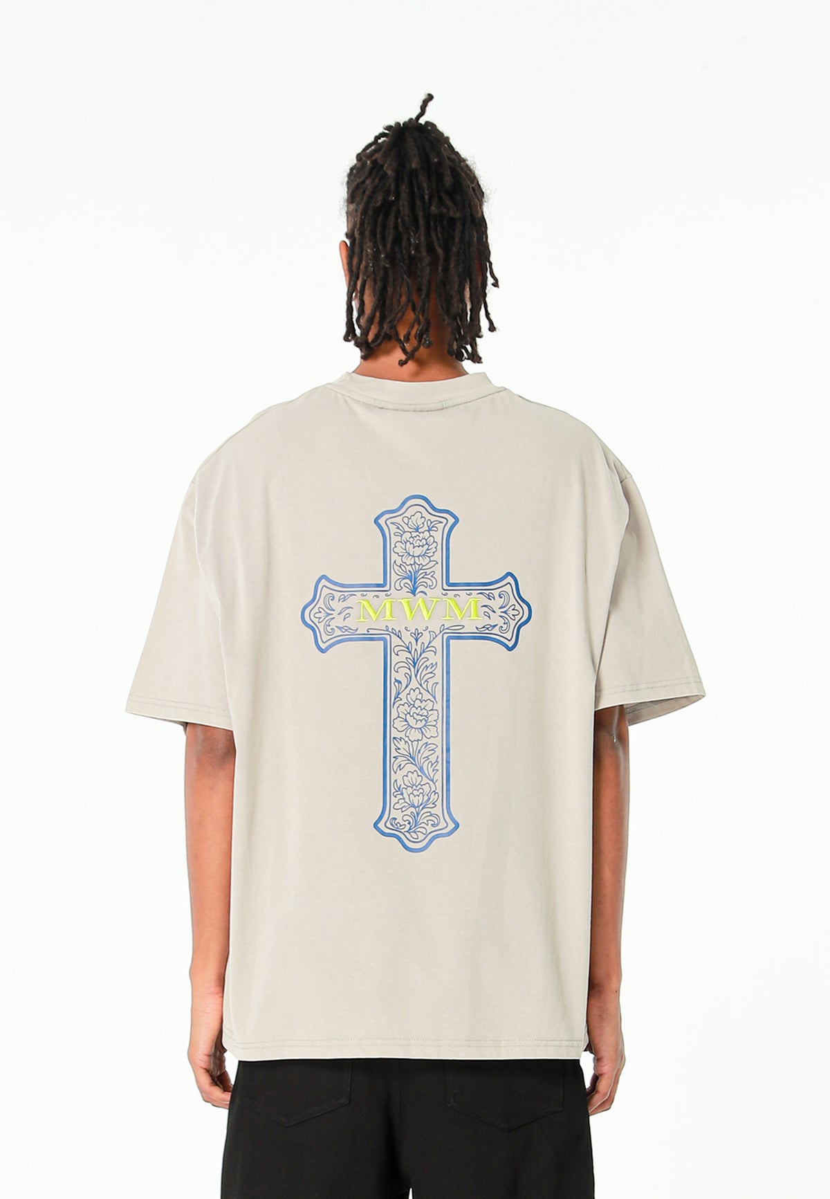 Camiseta de corte regular lavada con logo infinito y cruz bordada | MWM [PS_COLORS:GREY]