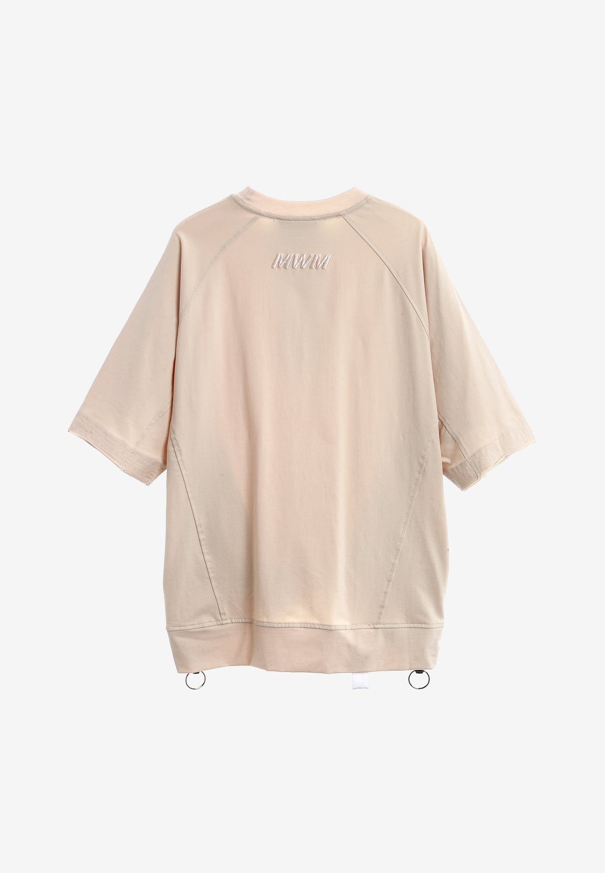 Camiseta oversize con bolsillos frontales técnicos y logo bordado en la espalda | MWM [PS_COLORS:ECRU]