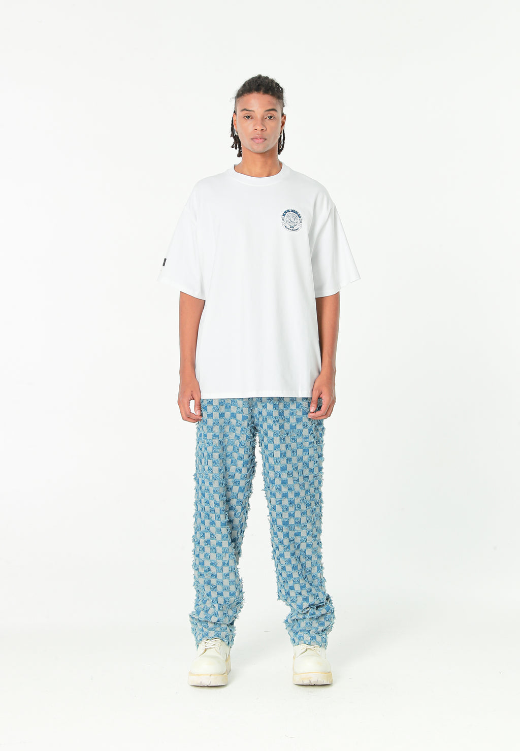 Camiseta de corte regular con motivo Eye MWM bordado en pecho y espalda | MWM [PS_COLORS:WHITE]