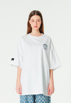 Camiseta de corte regular con motivo Eye MWM bordado en pecho y espalda | MWM [PS_COLORS:WHITE]