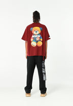 Camiseta TEDDY de corte regular con print patchwork 3D en la espalda | MWM [PS_COLORS:BURGUNDY]