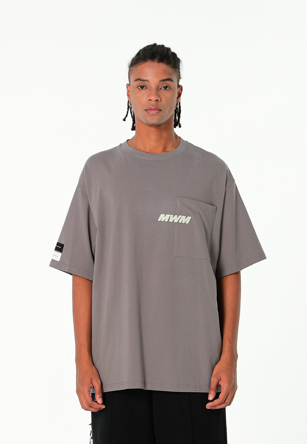 Camiseta TEDDY de corte regular con print patchwork 3D en la espalda | MWM [PS_COLORS:GREY]