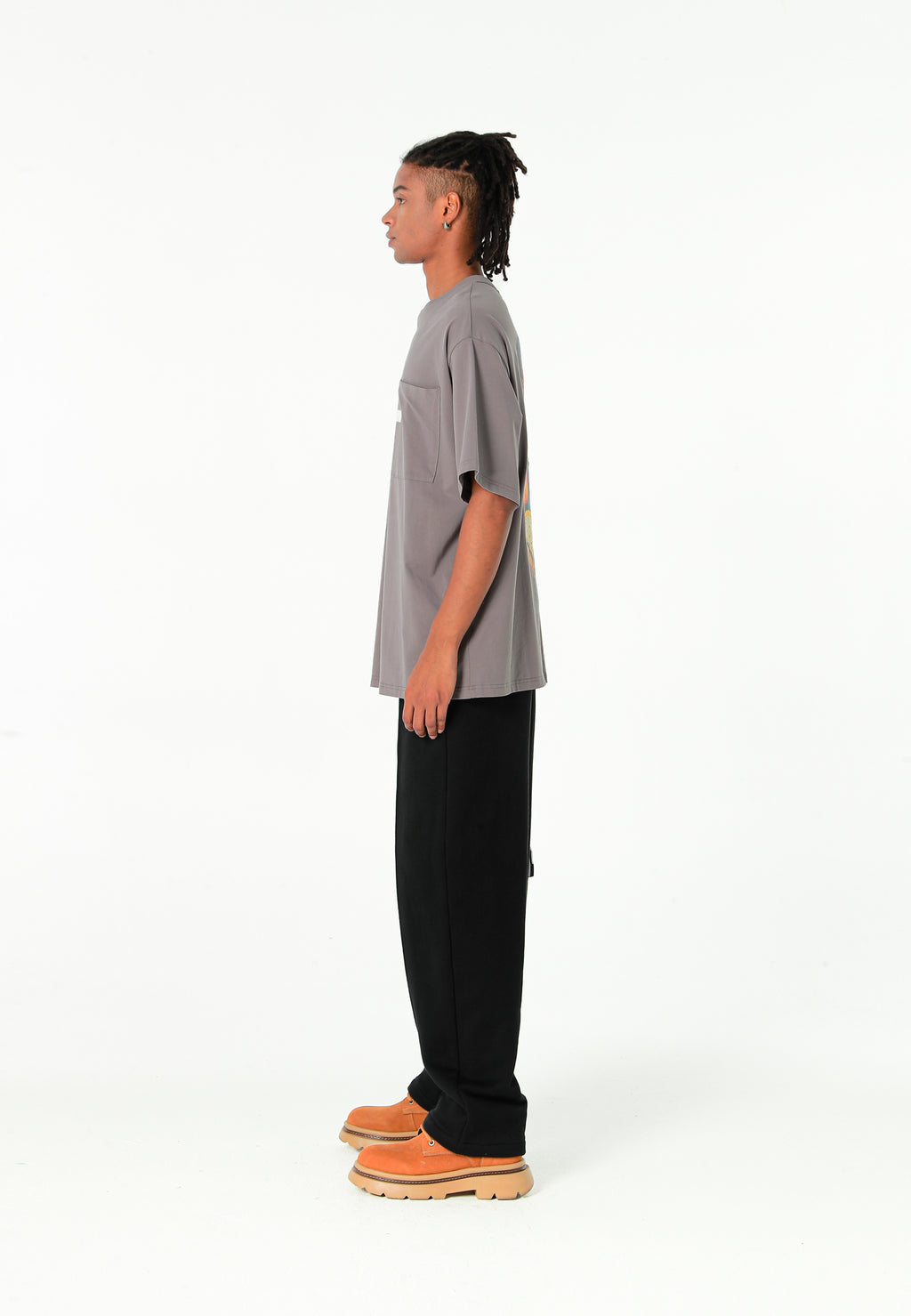 Camiseta TEDDY de corte regular con print patchwork 3D en la espalda | MWM [PS_COLORS:GREY]
