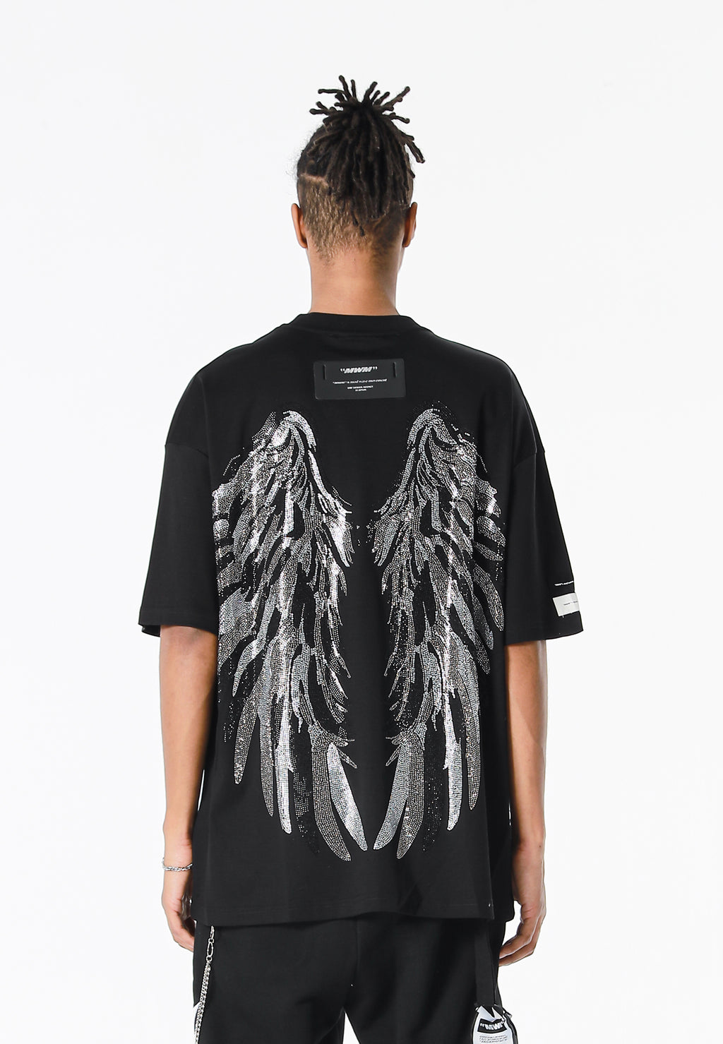 Camiseta Wings de corte relajado con alas de strass en la espalda | MWM [PS_COLORS:BLACK]