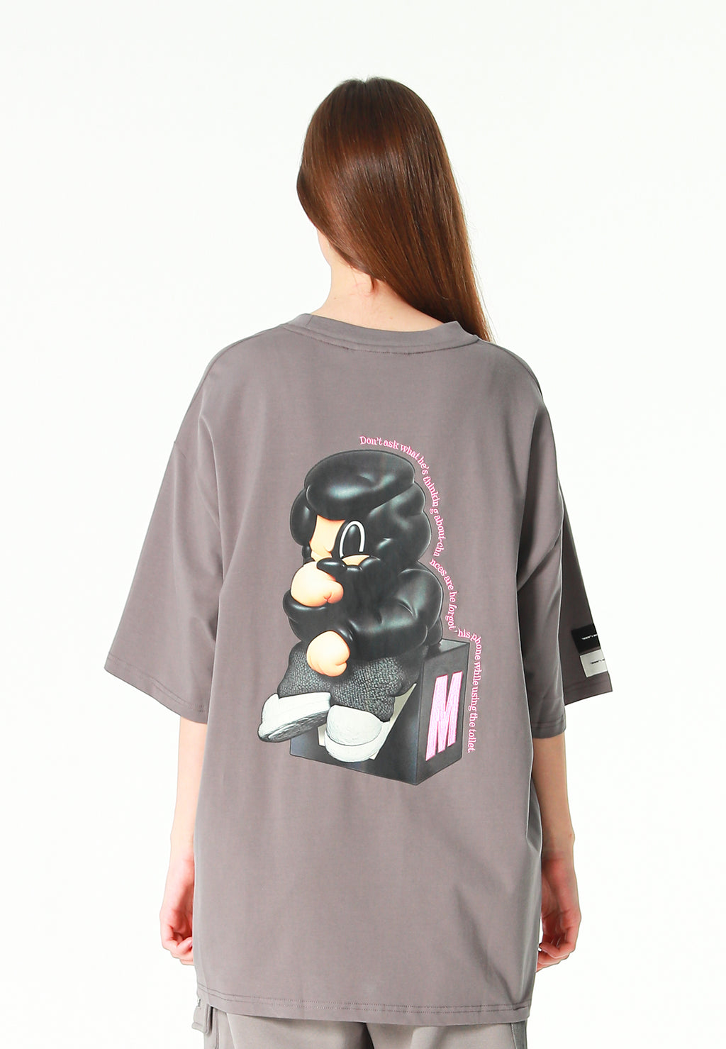 Camiseta Vanguard Dogs Thinker de corte relajado con print y frases bordadas | MWM [PS_COLORS:GREY]