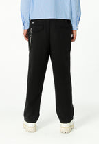 Pantalón Básico con pinzas, bajos ajustables y cadena lateral | MWM [PS_COLORS:BLACK]