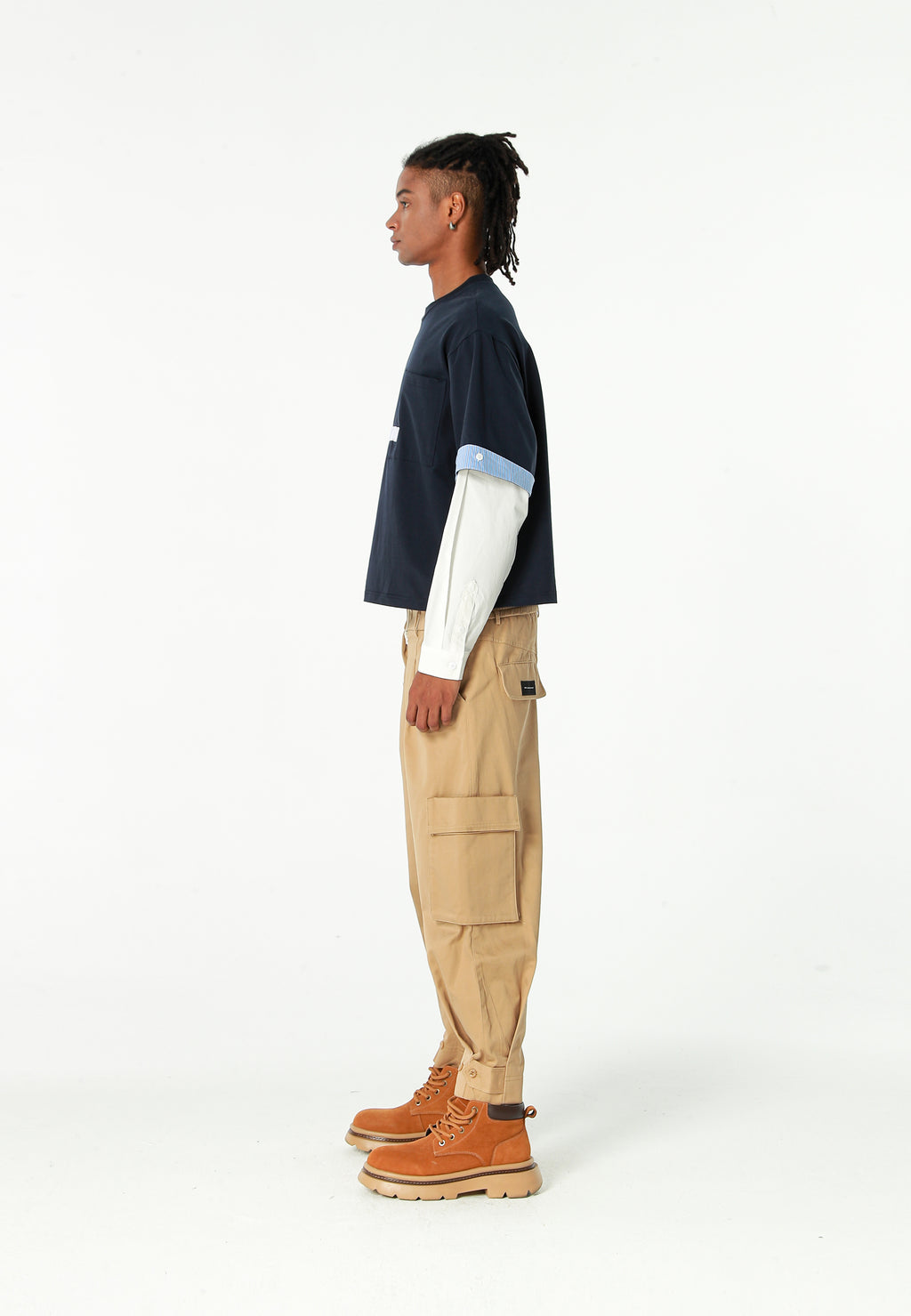 Pantalón cargo de corte relajado con doble cintura y bolsillos laterales | MWM [PS_COLORS:BEIGE]