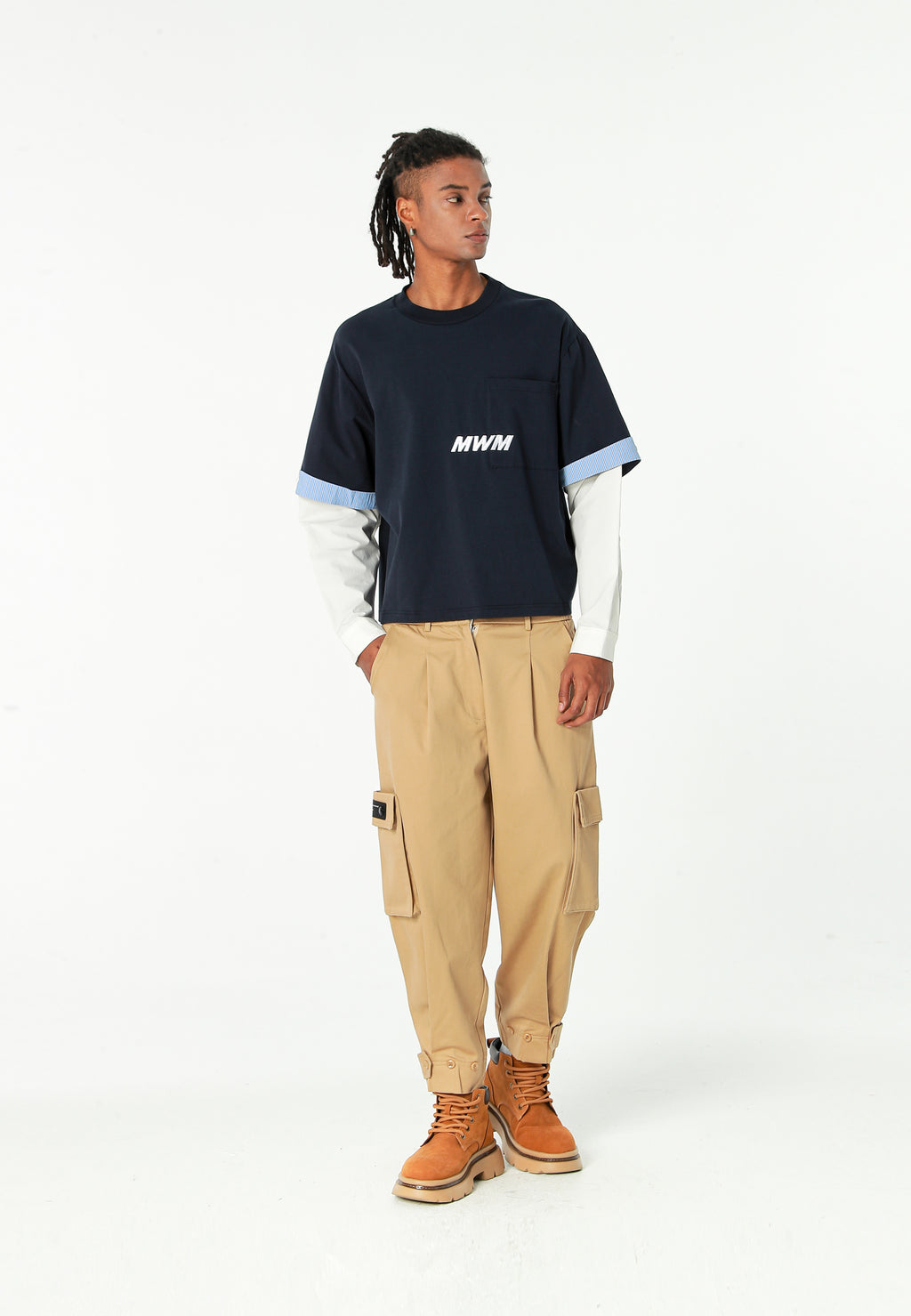 Pantalón cargo de corte relajado con doble cintura y bolsillos laterales | MWM [PS_COLORS:BEIGE]