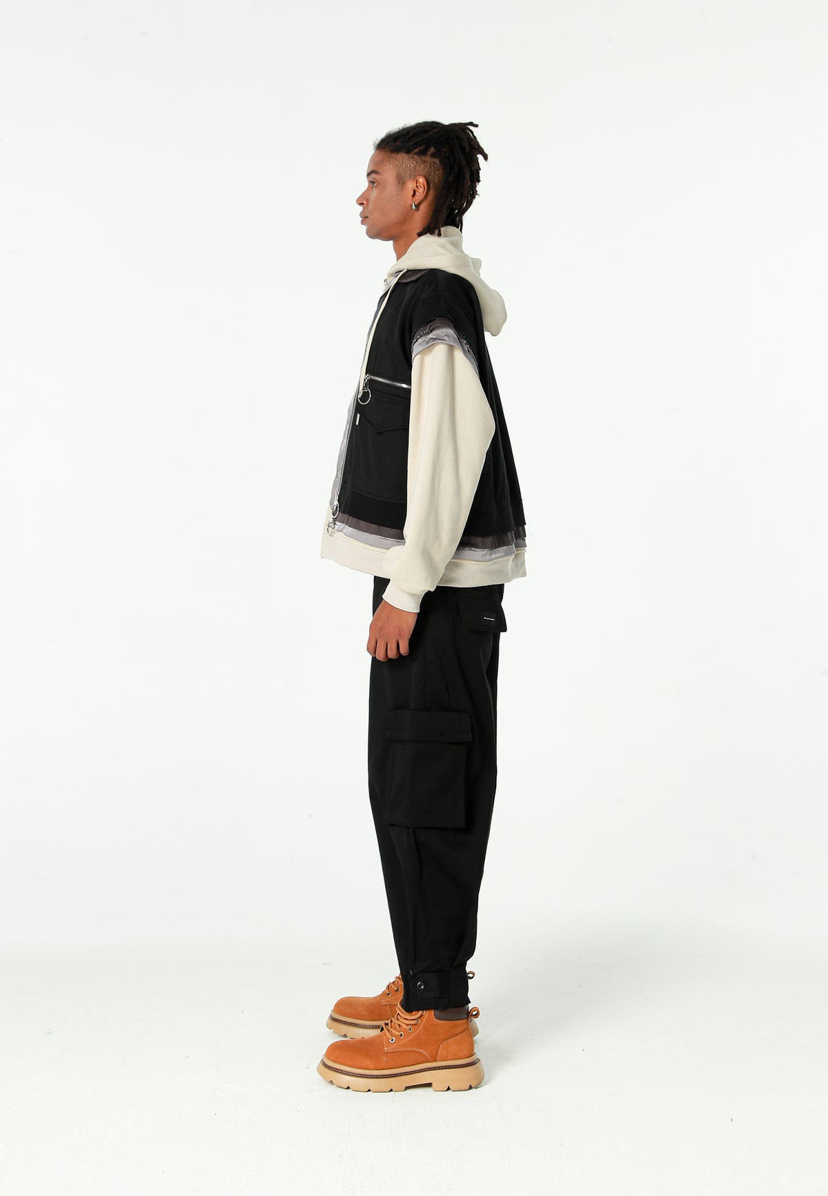Pantalón cargo de corte relajado con doble cintura y bolsillos laterales | MWM [PS_COLORS:BLACK]