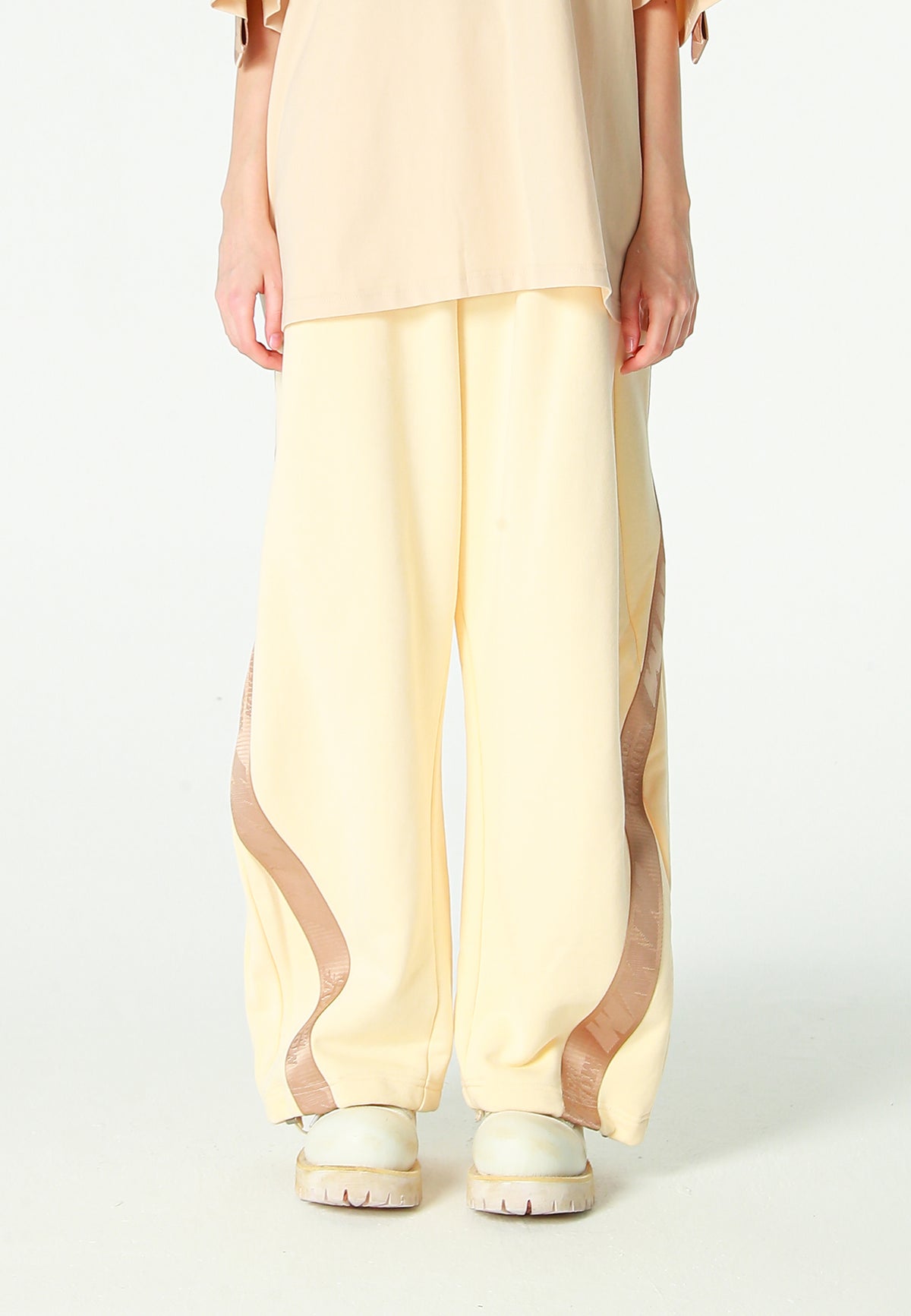 Pantalón barrel con cintas asimétricas MWM y bajos ajustables | MWM [PS_COLORS:BEIGE]