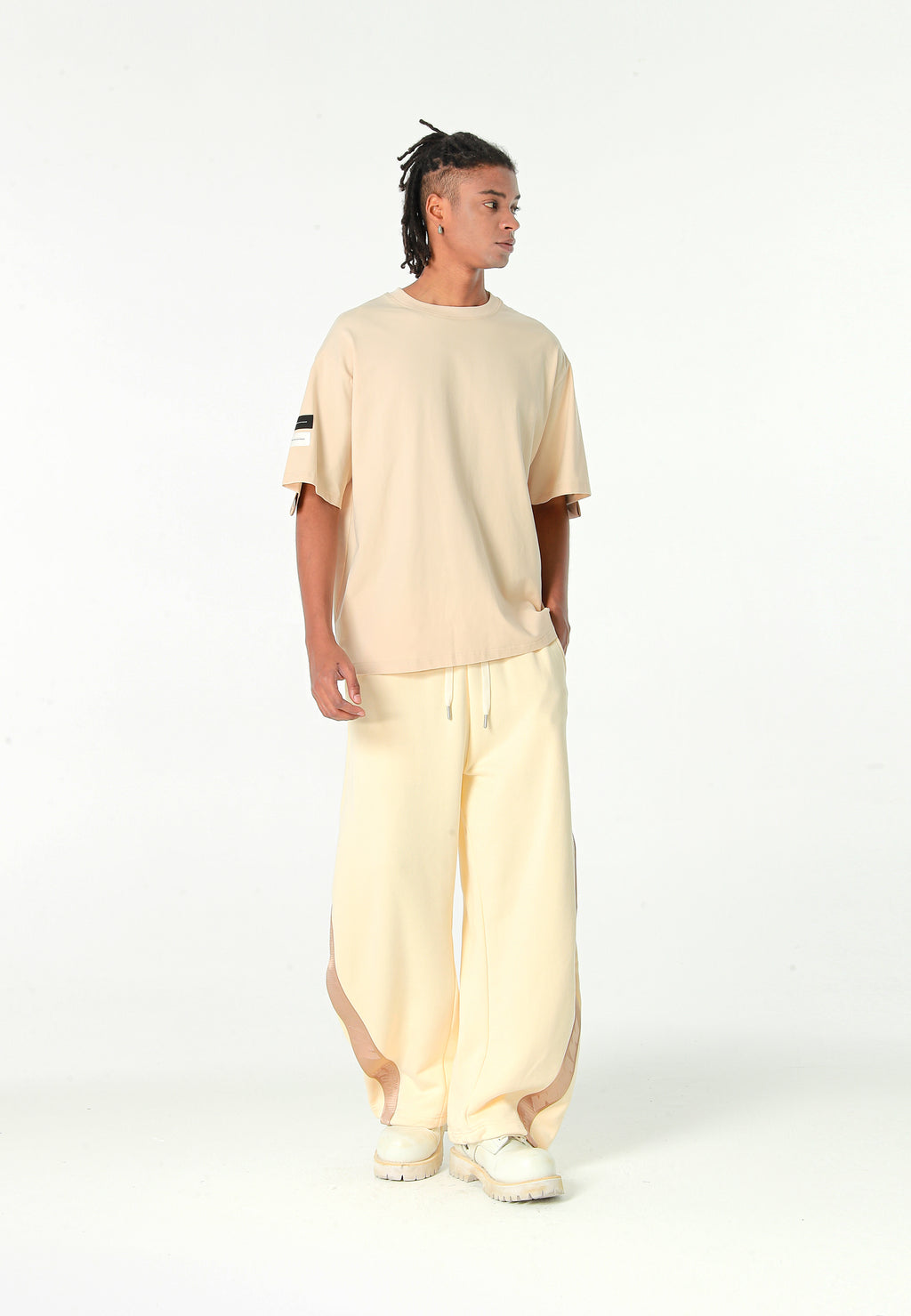 Pantalón barrel con cintas asimétricas MWM y bajos ajustables | MWM [PS_COLORS:BEIGE]