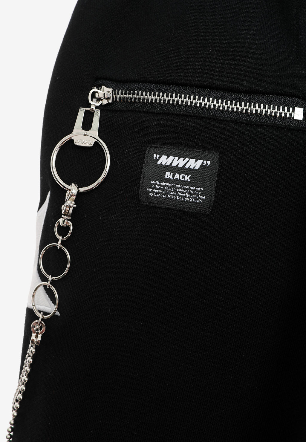 Pantalón jogger Wings con parches de estrellas y cadena lateral | MWM [PS_COLORS:BLACK]