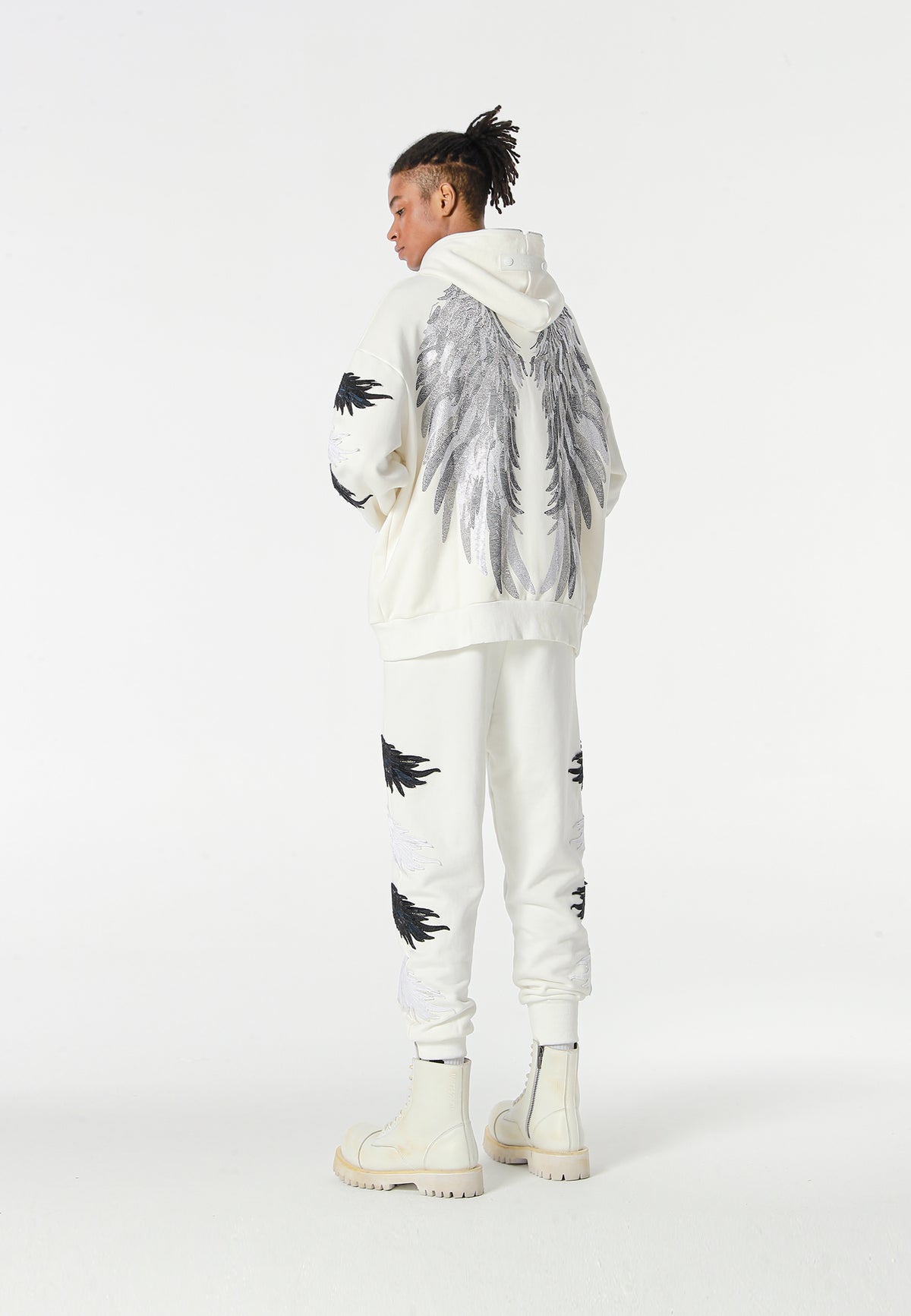 Pantalón jogger Wings con parches Mini Wings en los laterales | MWM [PS_COLORS:WHITE]