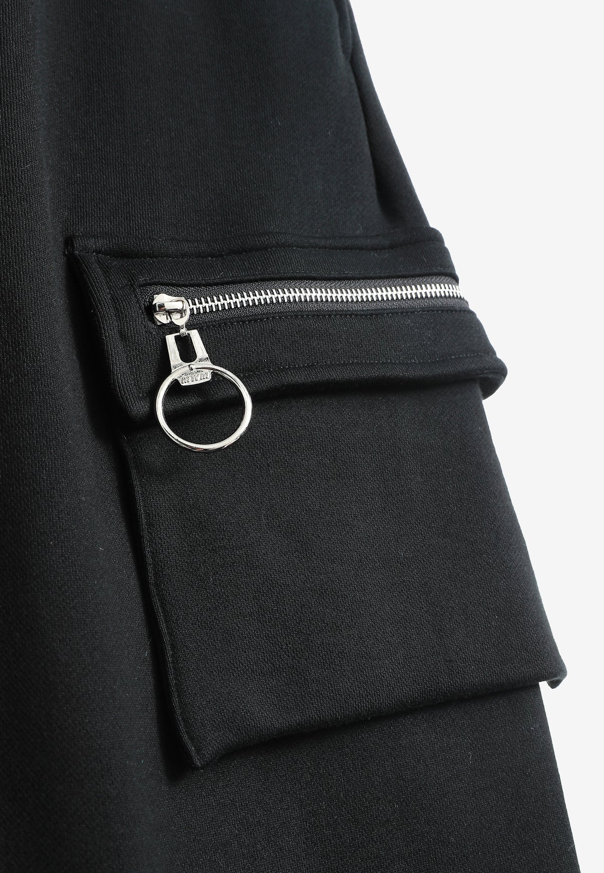 Pantalón jogger Vanguard Dogs con bolsillo cargo lateral y bordado trasero | MWM [PS_COLORS:BLACK]