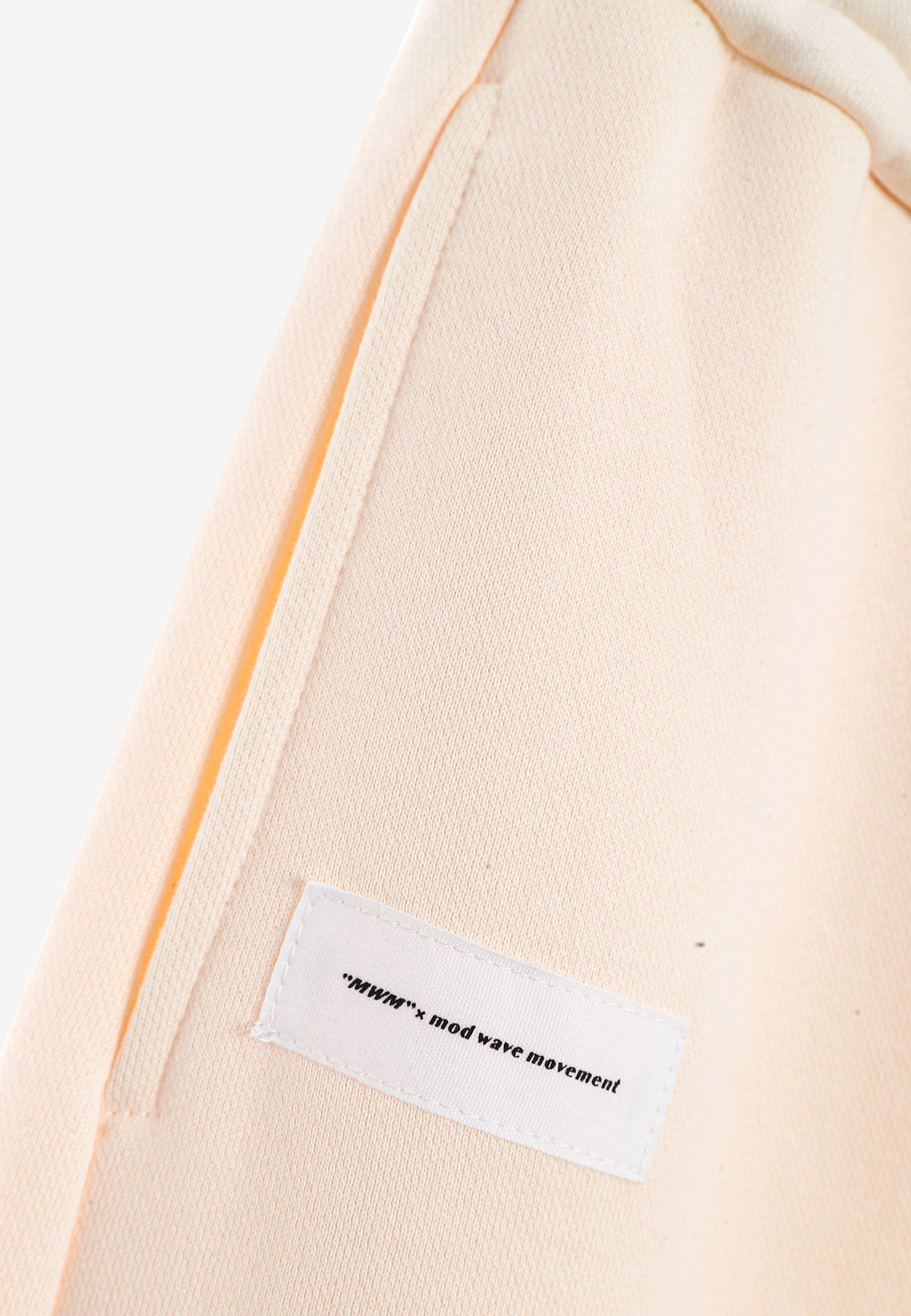 Pantalón jogger Vanguard Dogs con bolsillo cargo lateral y bordado trasero | MWM [PS_COLORS:ECRU]