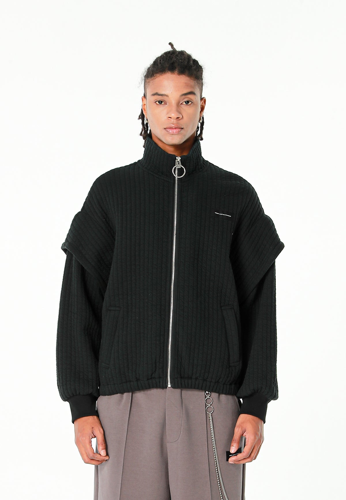 Chaqueta acolchada convertible en chaleco con mangas extraíbles y cuello alto | MWM [PS_COLORS:BLACK]