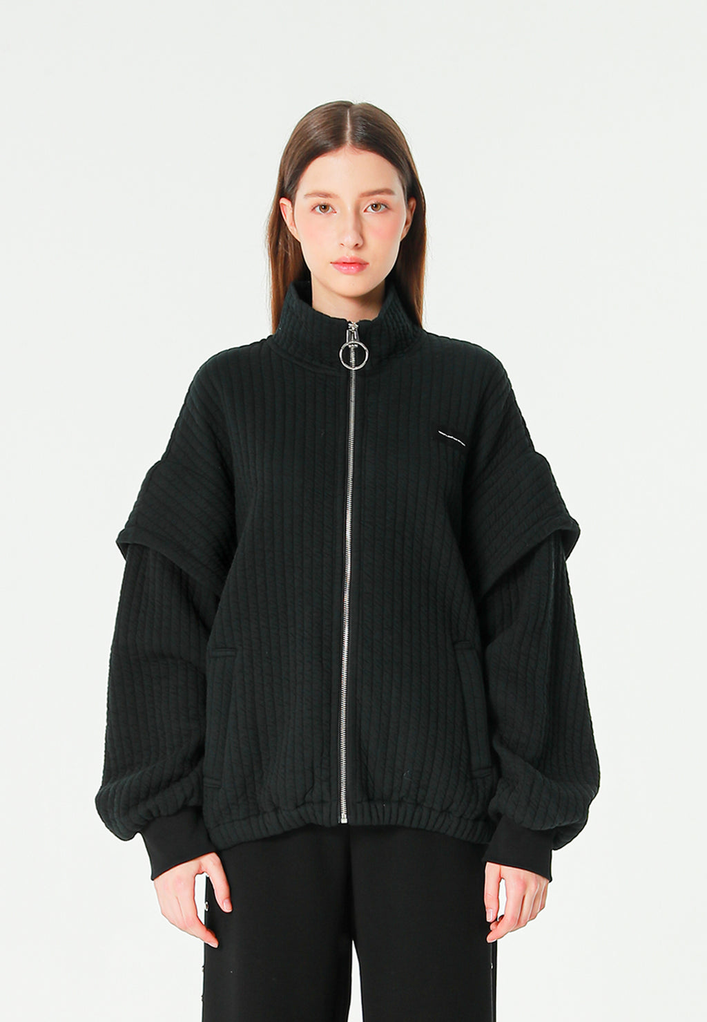 Chaqueta acolchada convertible en chaleco con mangas extraíbles y cuello alto | MWM [PS_COLORS:BLACK]