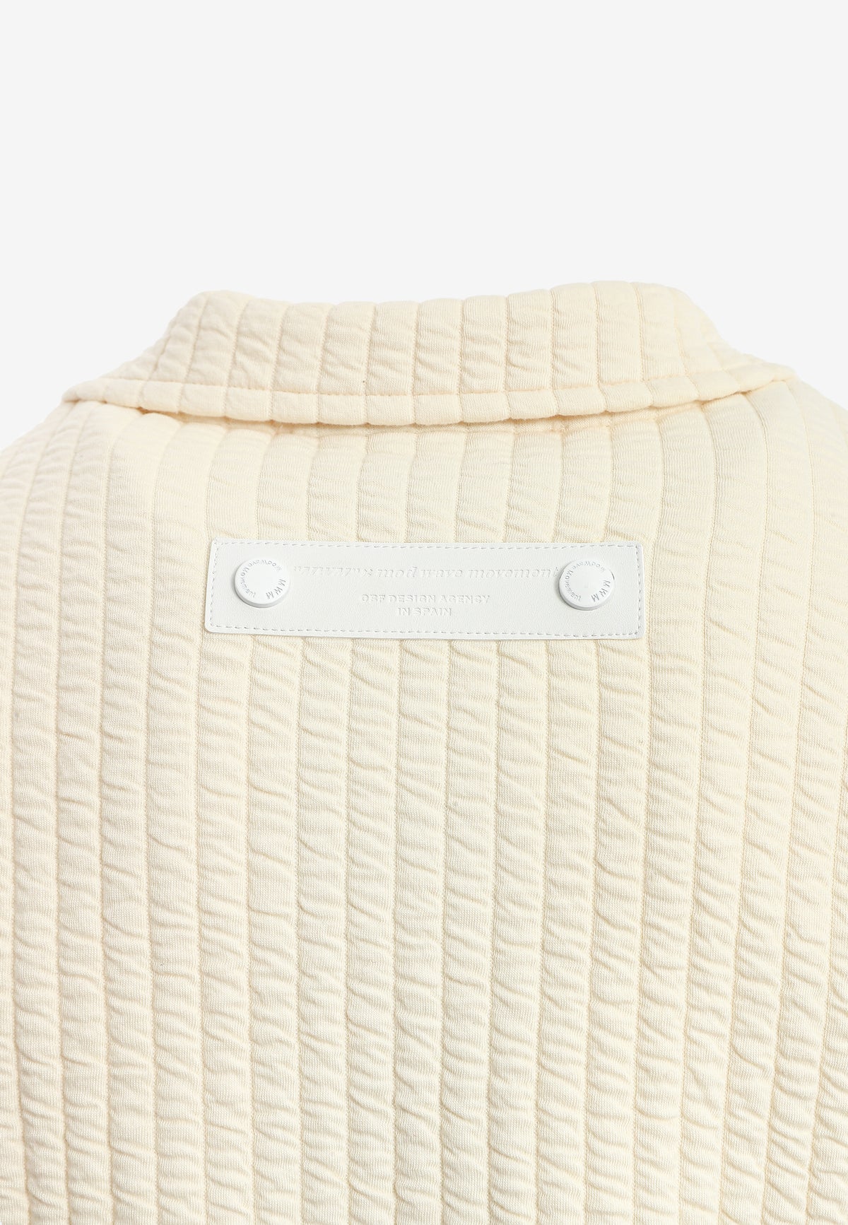 Chaqueta acolchada convertible en chaleco con mangas extraíbles y cuello alto | MWM [PS_COLORS:IVORY]