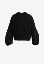 Sudadera corta y relajada con cuello en pico y mangas globo | MWM [PS_COLORS:BLACK]