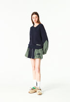 Sudadera corta y relajada con cuello en pico y mangas globo | MWM [PS_COLORS:NAVY]