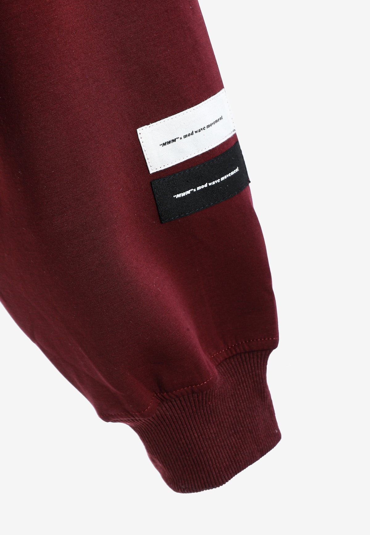 Sudadera con capucha, cremallera frontal, mangas globo y tachuelas metálicas | MWM [PS_COLORS:BURGUNDY]