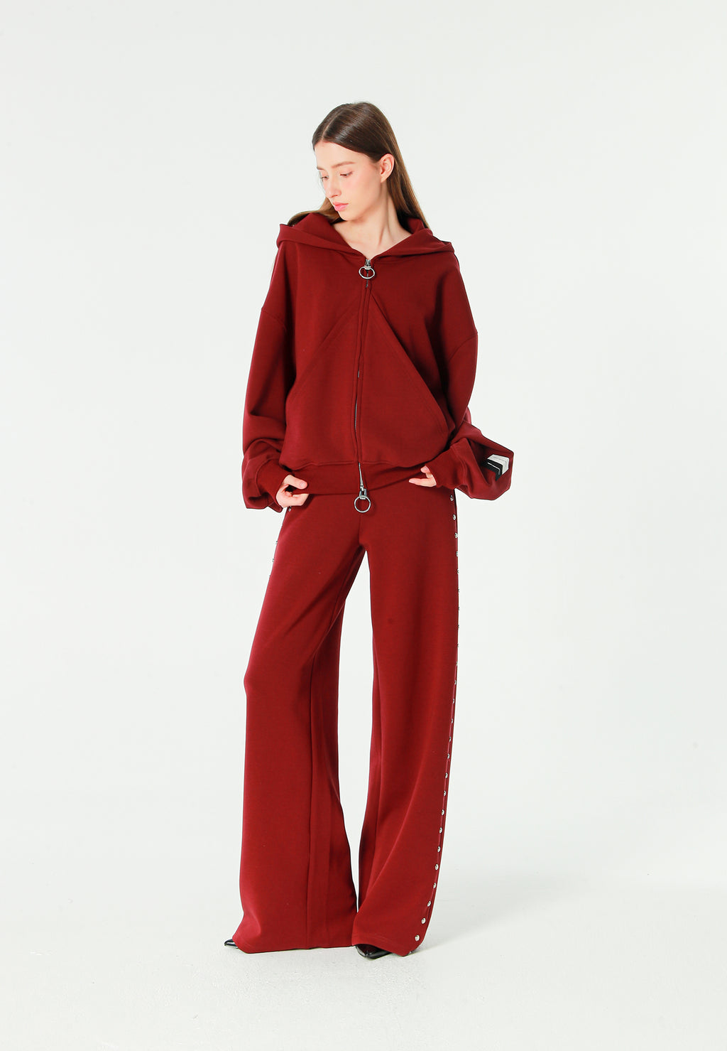 Sudadera con capucha, cremallera frontal y mangas globo | MWM [PS_COLORS:BURGUNDY]
