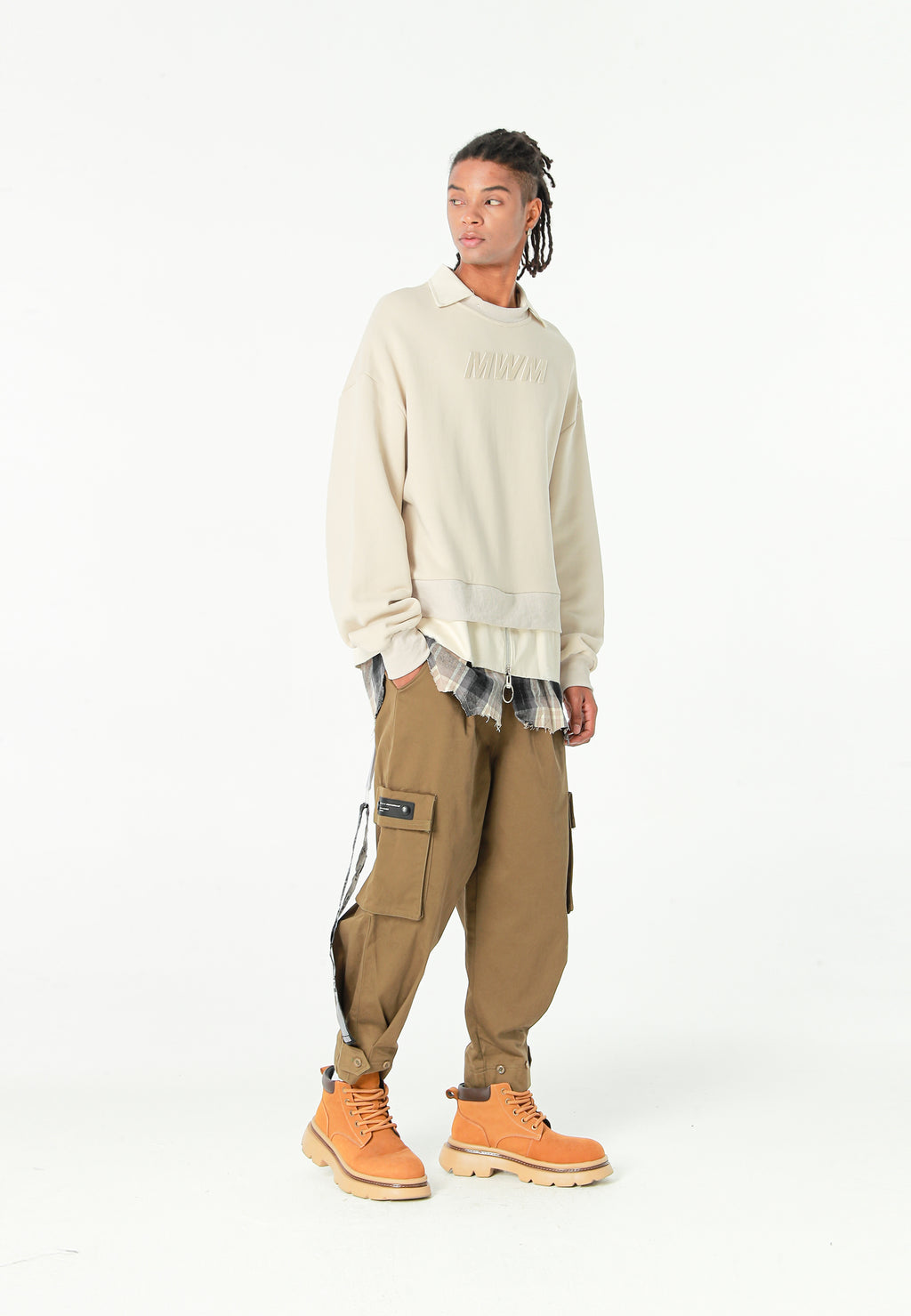 Sudadera multicapa con cuello de camisa extraíble y faldón de canvas y franela | MWM [PS_COLORS:ECRU]