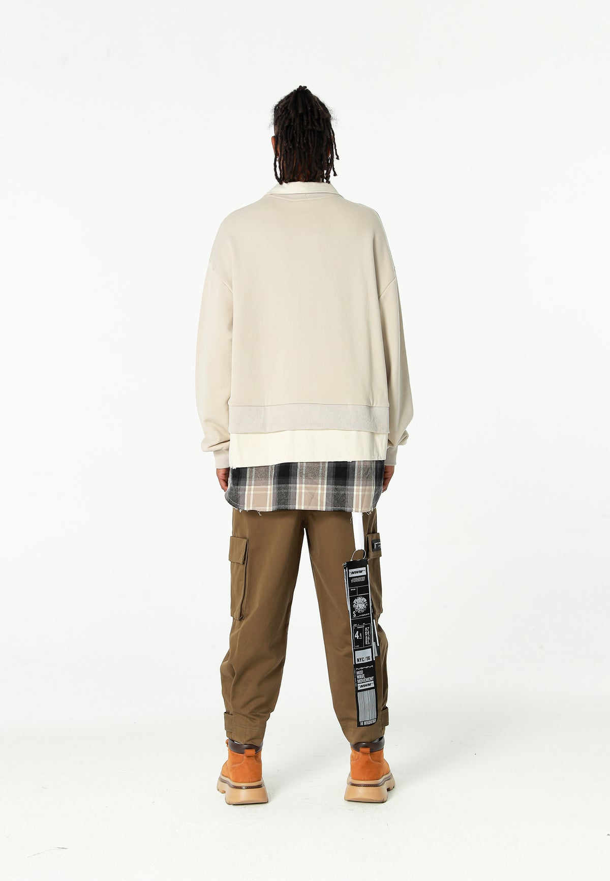 Sudadera multicapa con cuello de camisa extraíble y faldón de canvas y franela | MWM [PS_COLORS:ECRU]