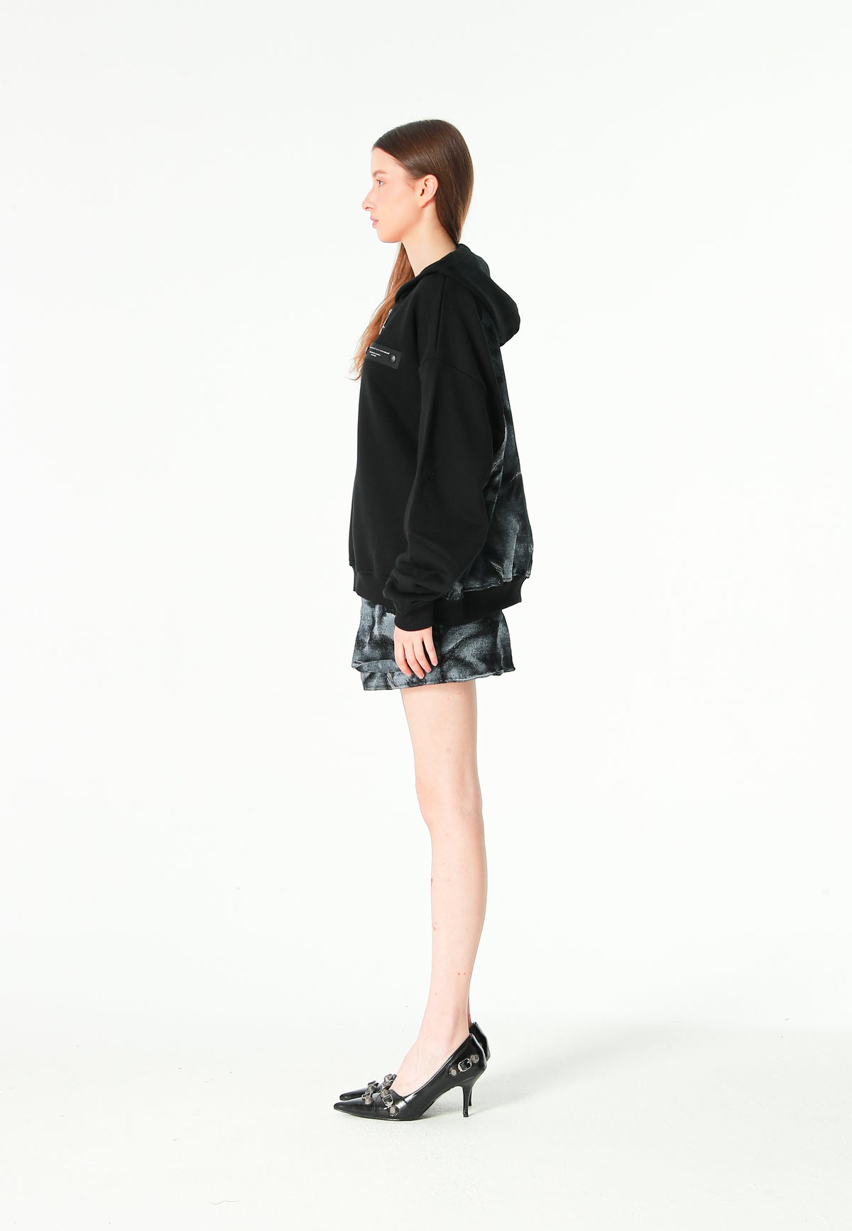 Sudadera con capucha, media cremallera y panel jacquard de chenilla con brillo | MWM [PS_COLORS:BLACK]