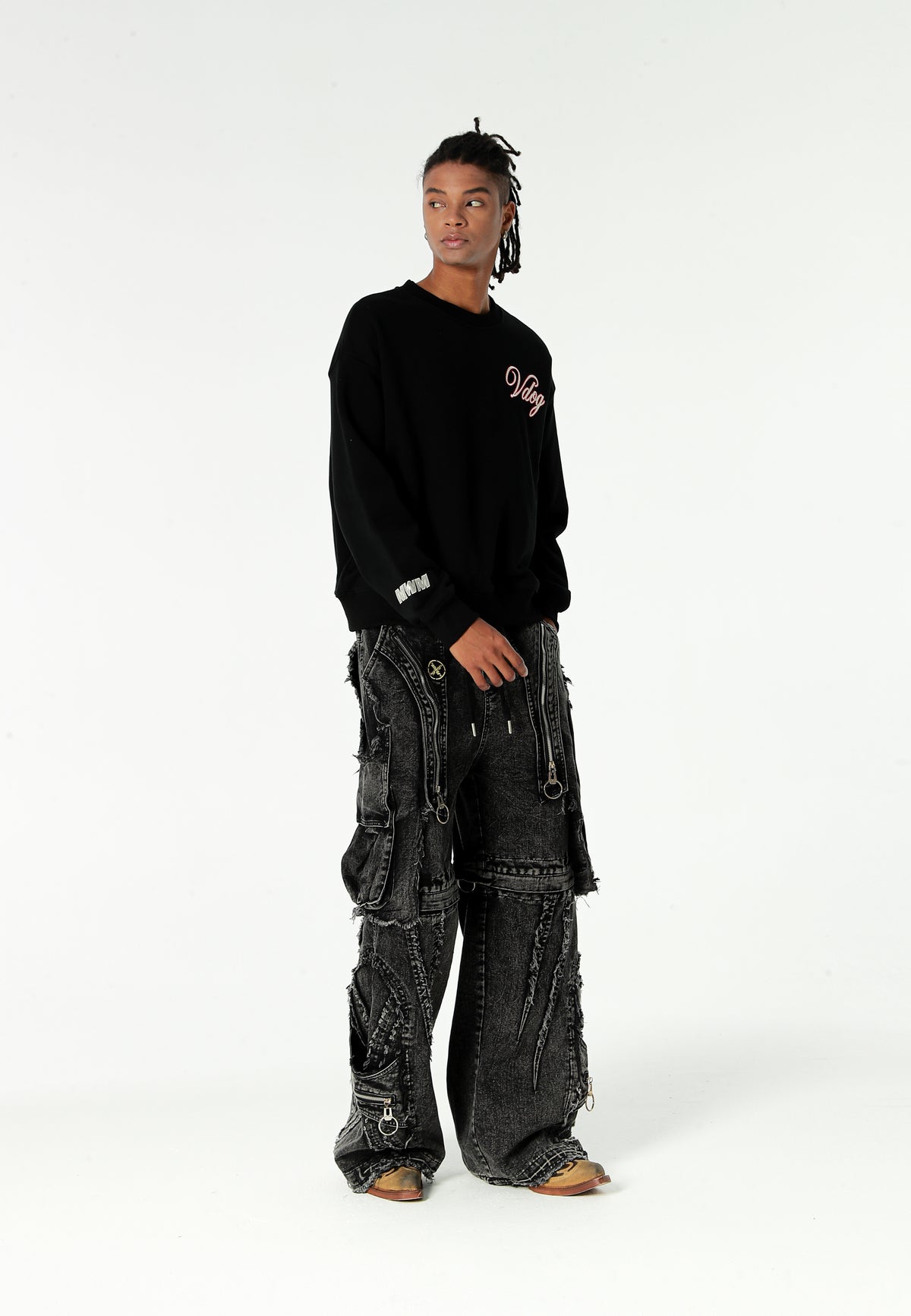 Sudadera Vanguard Dogs VDOG corta con bulldog y aplicaciones efecto piel en la espalda | MWM [PS_COLORS:BLACK]