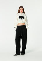 Sudadera corta con capucha de mujer TEDDY Mike Bag con gran parche frontal y detalles en mangas | MWM [PS_COLORS:WHITE]