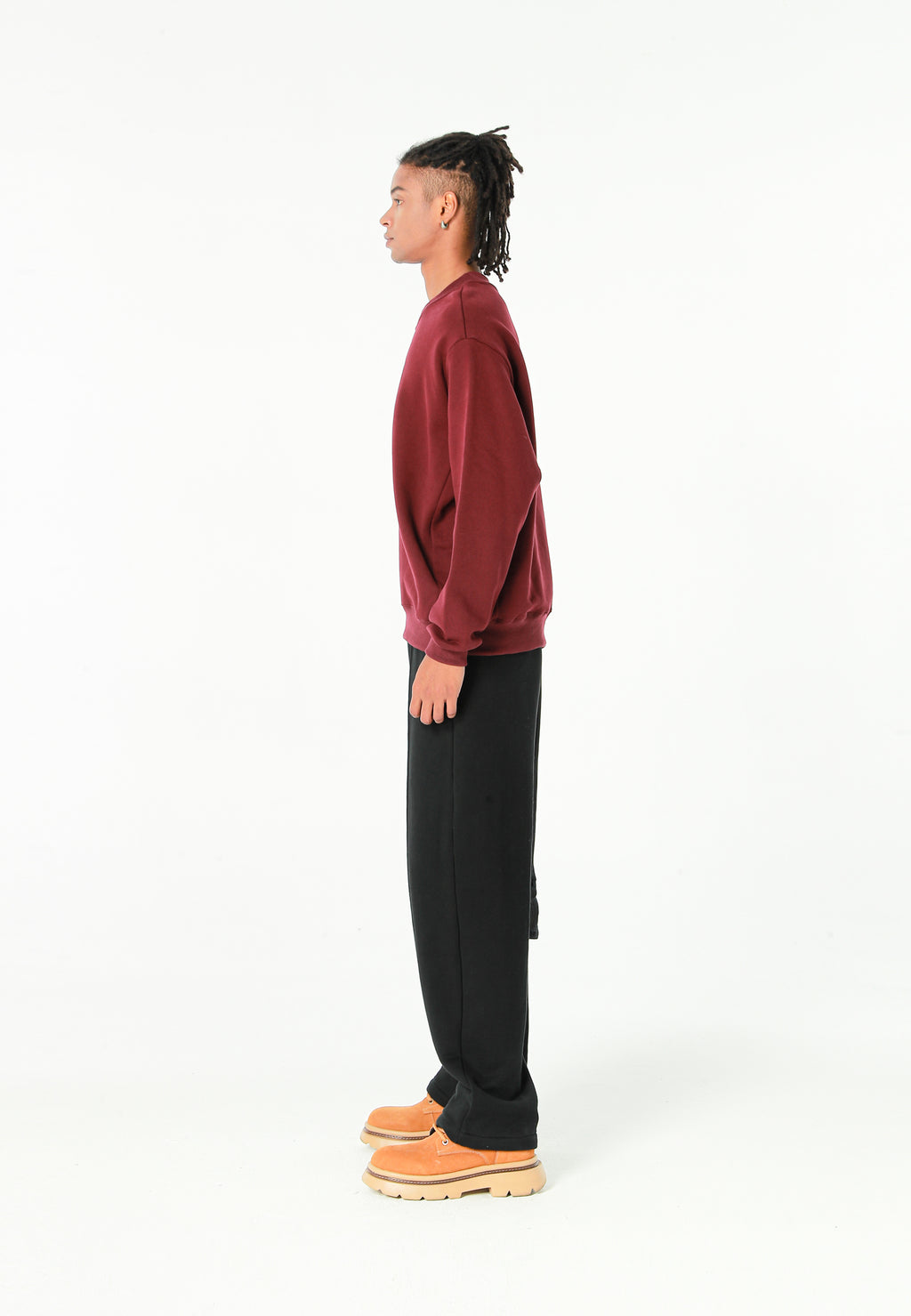 Sudadera TEDDY de corte relajado con print patchwork 3D en el frontal | MWM [PS_COLORS:BURGUNDY]
