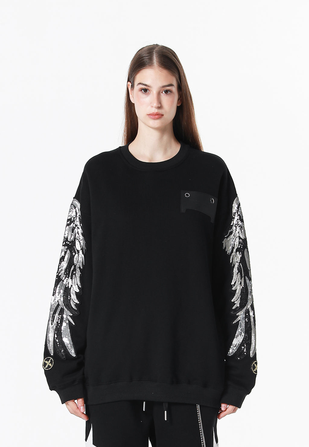 Sudadera Wings de corte relajado con alas de tachuelas en hombros y mangas | MWM [PS_COLORS:BLACK]