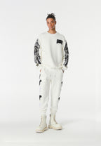 Sudadera Wings de corte relajado con alas de tachuelas en hombros y mangas | MWM [PS_COLORS:WHITE]