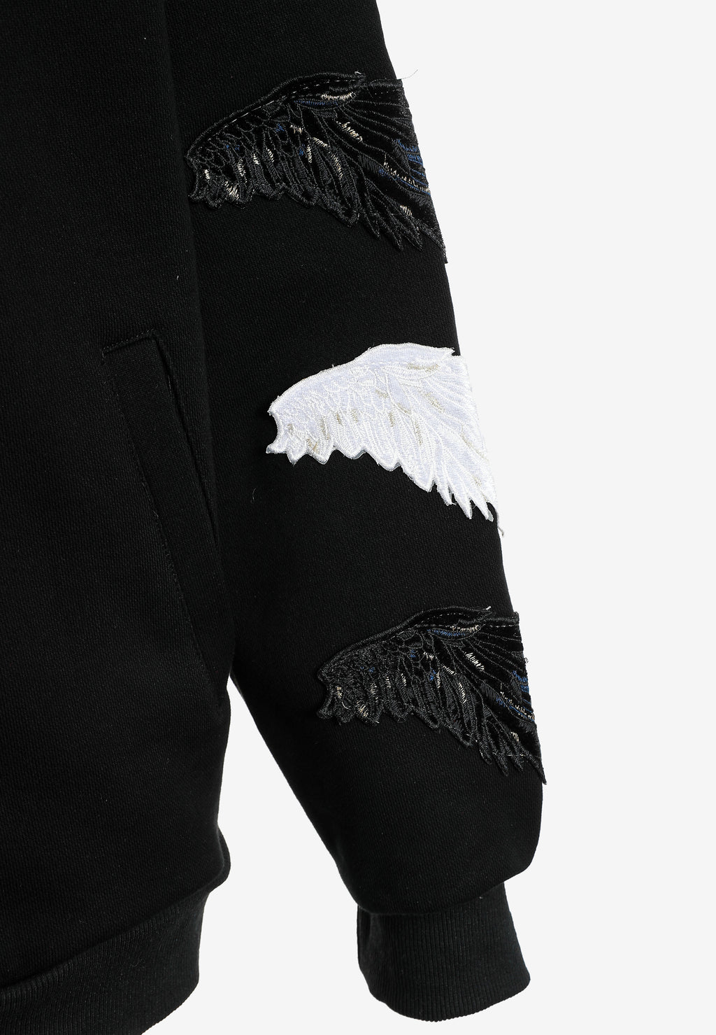Sudadera con capucha Wings de corte relajado con Mini Wings en mangas y alas de strass en la espalda | MWM [PS_COLORS:BLACK]