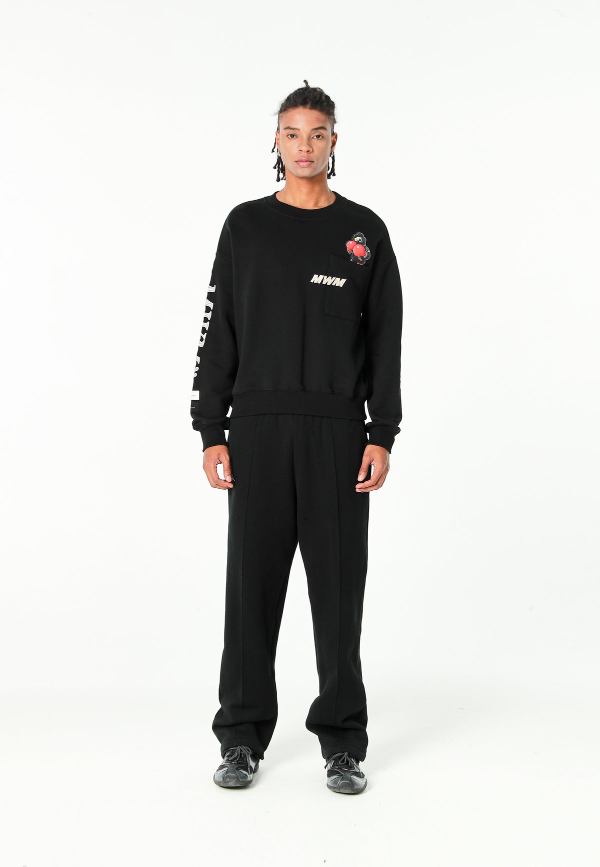 Sudadera oversize Vanguard Dogs Punch con print 3D de boxeo en espalda y mangas | MWM [PS_COLORS:BLACK]