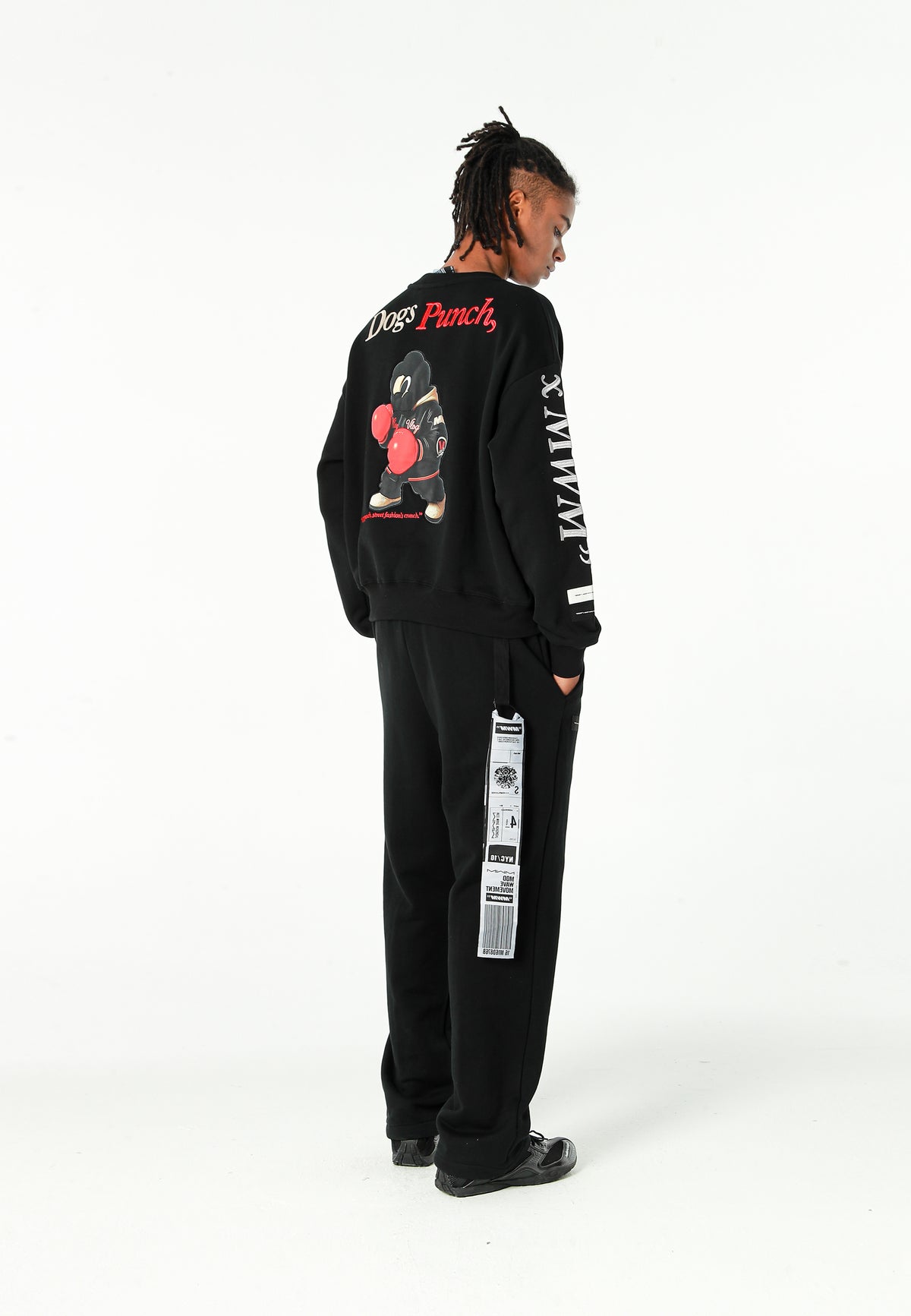 Sudadera oversize Vanguard Dogs Punch con print 3D de boxeo en espalda y mangas | MWM [PS_COLORS:BLACK]
