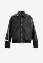 Chaqueta bomber de corte regular efecto piel con tachuelas metálicas y puños dobles | MWM [PS_COLORS:BLACK]