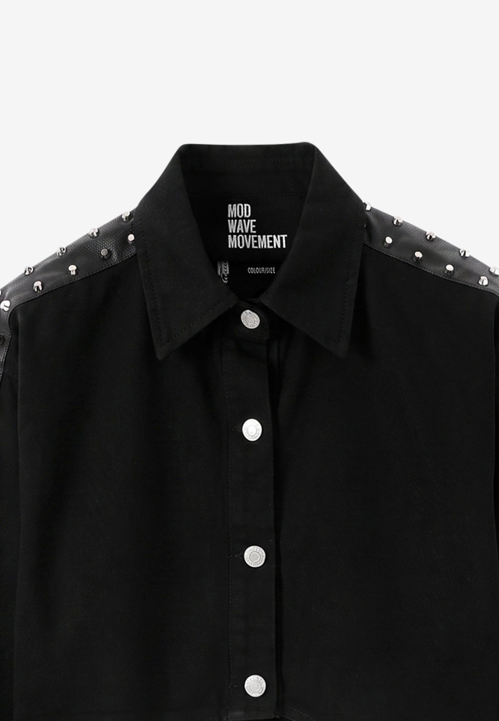 Camisa vaquera de mujer con franjas efecto piel, tachuelas y bajo asimétrico | MWM [PS_COLORS:BLACK]