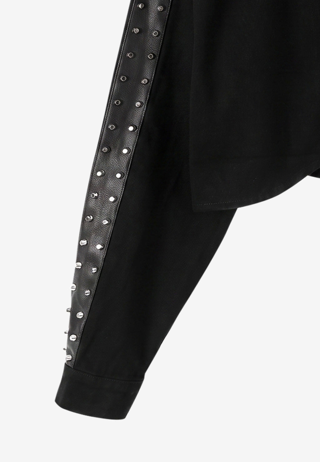 Camisa vaquera de mujer con franjas efecto piel, tachuelas y bajo asimétrico | MWM [PS_COLORS:BLACK]