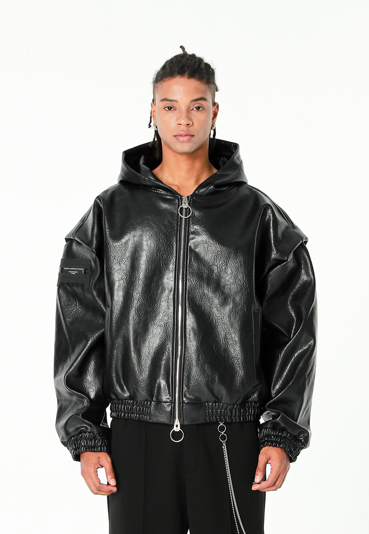 Chaqueta Bomber con capucha y X de cordones cruzados | MWM [PS_COLORS:BLACK]