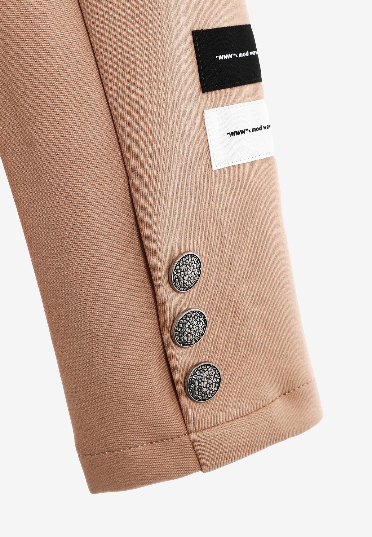 Blazer corto con cremalleras en mangas y hombros | MWM [PS_COLORS:BEIGE]