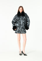 Chaqueta de mujer jacquard de chenilla con brillo, cuello y puños de pelo | MWM [PS_COLORS:BLACK]