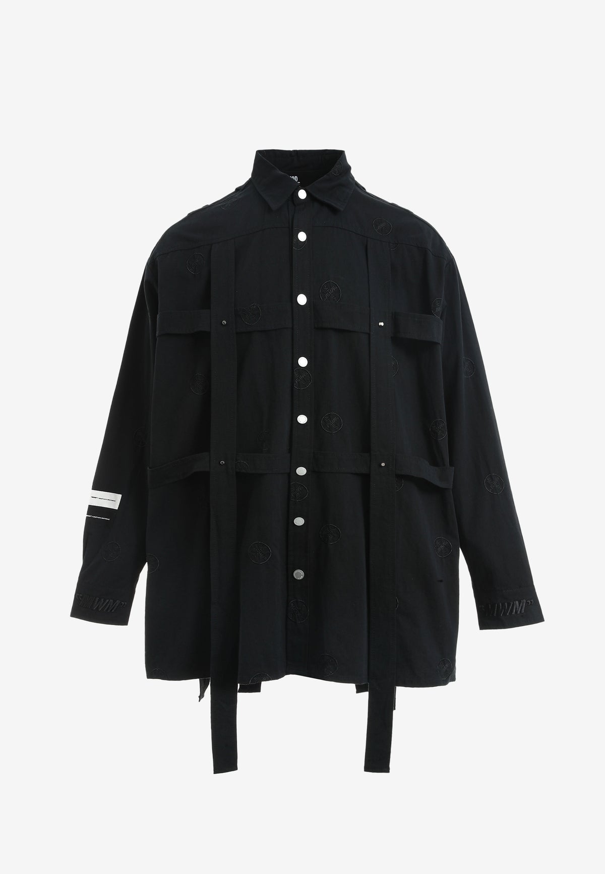 Camisa oversize con diseño entrelazado y motivo circular bordado | MWM [PS_COLORS:BLACK]