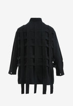 Camisa oversize con diseño entrelazado y motivo circular bordado | MWM [PS_COLORS:BLACK]