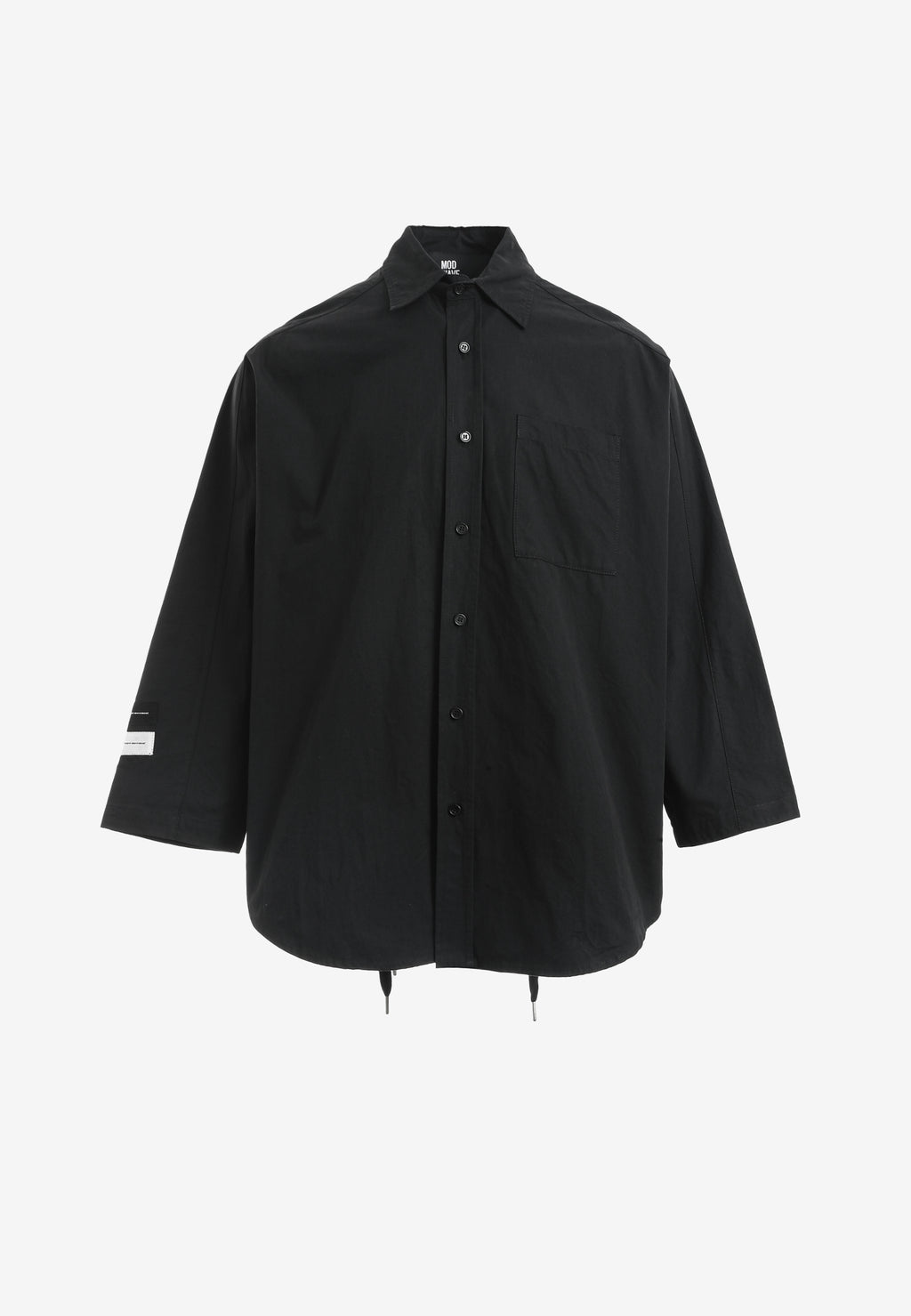 Camisa de corte japonés con puños abiertos y X de cordones cruzados | MWM [PS_COLORS:BLACK]