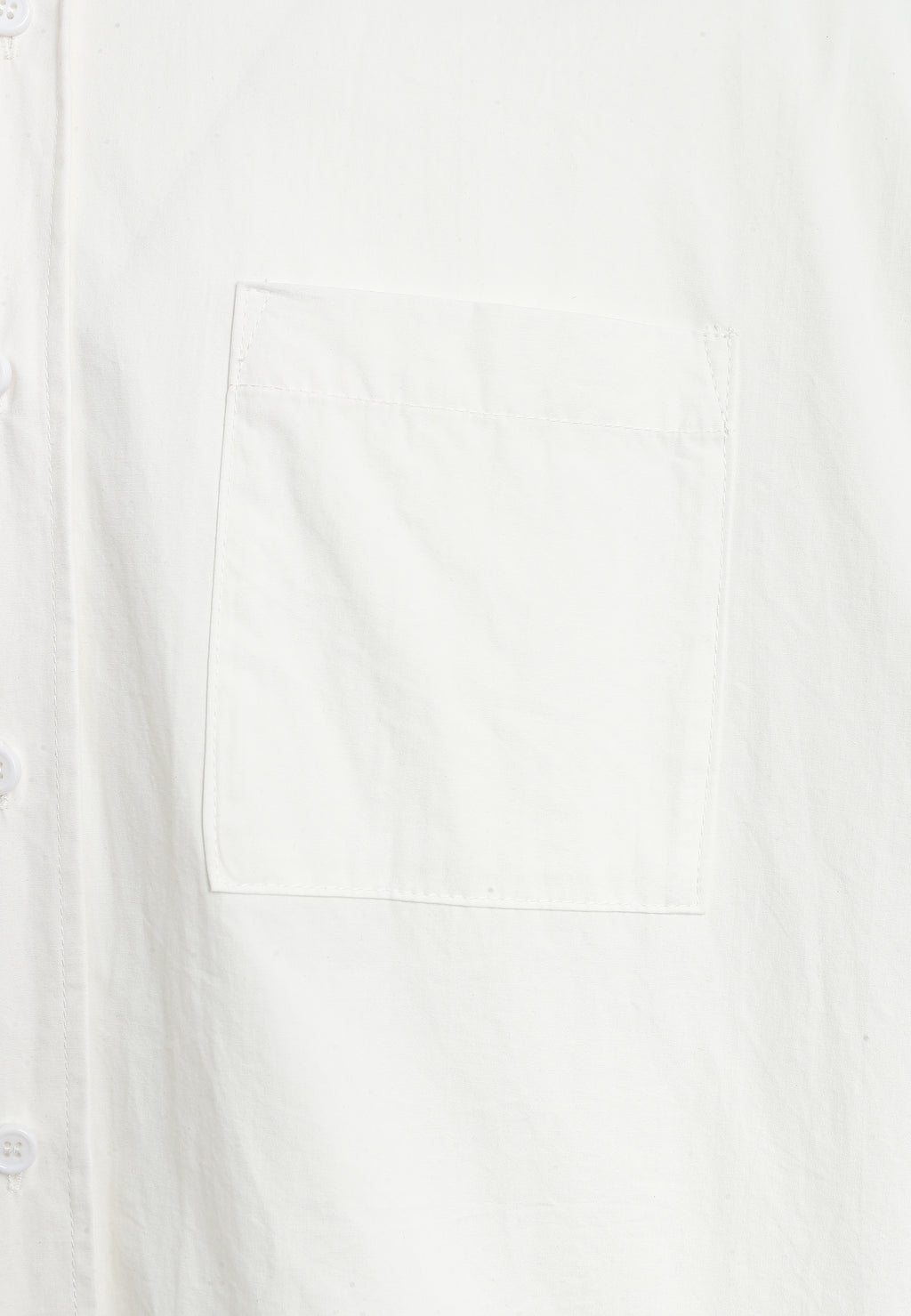 Camisa de corte japonés con puños abiertos y X de cordones cruzados | MWM [PS_COLORS:WHITE]